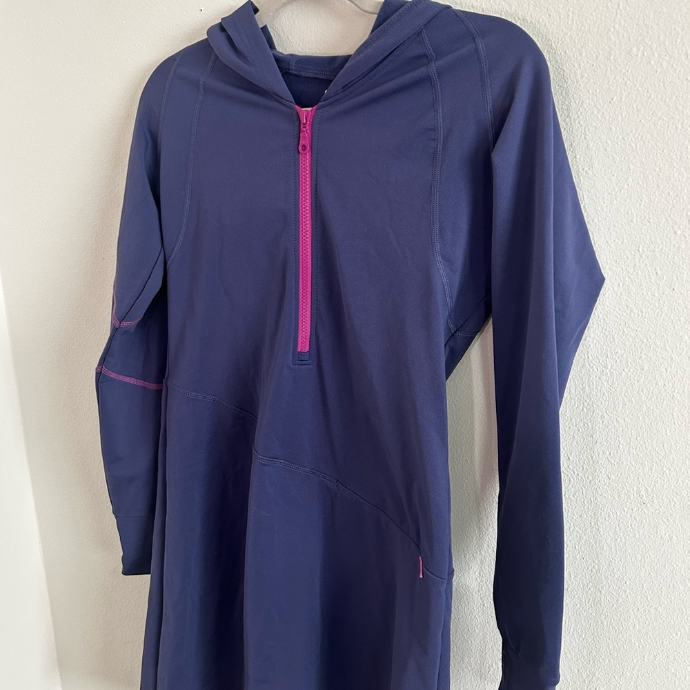 Title nine brushed fleece lined long sleeve hooded dress - Picture 2 of 7